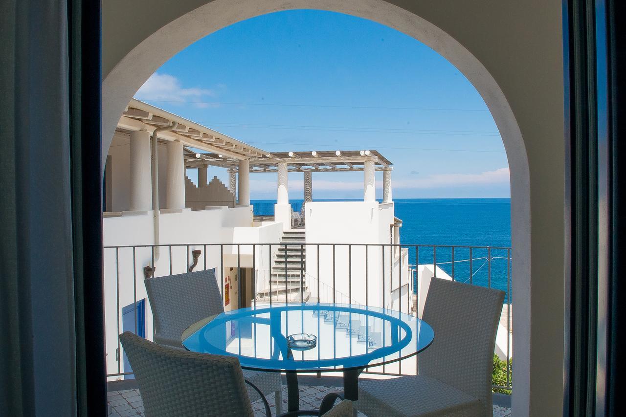 Hotel Cutimare - Aeolian Charme Acquacalda Kültér fotó
