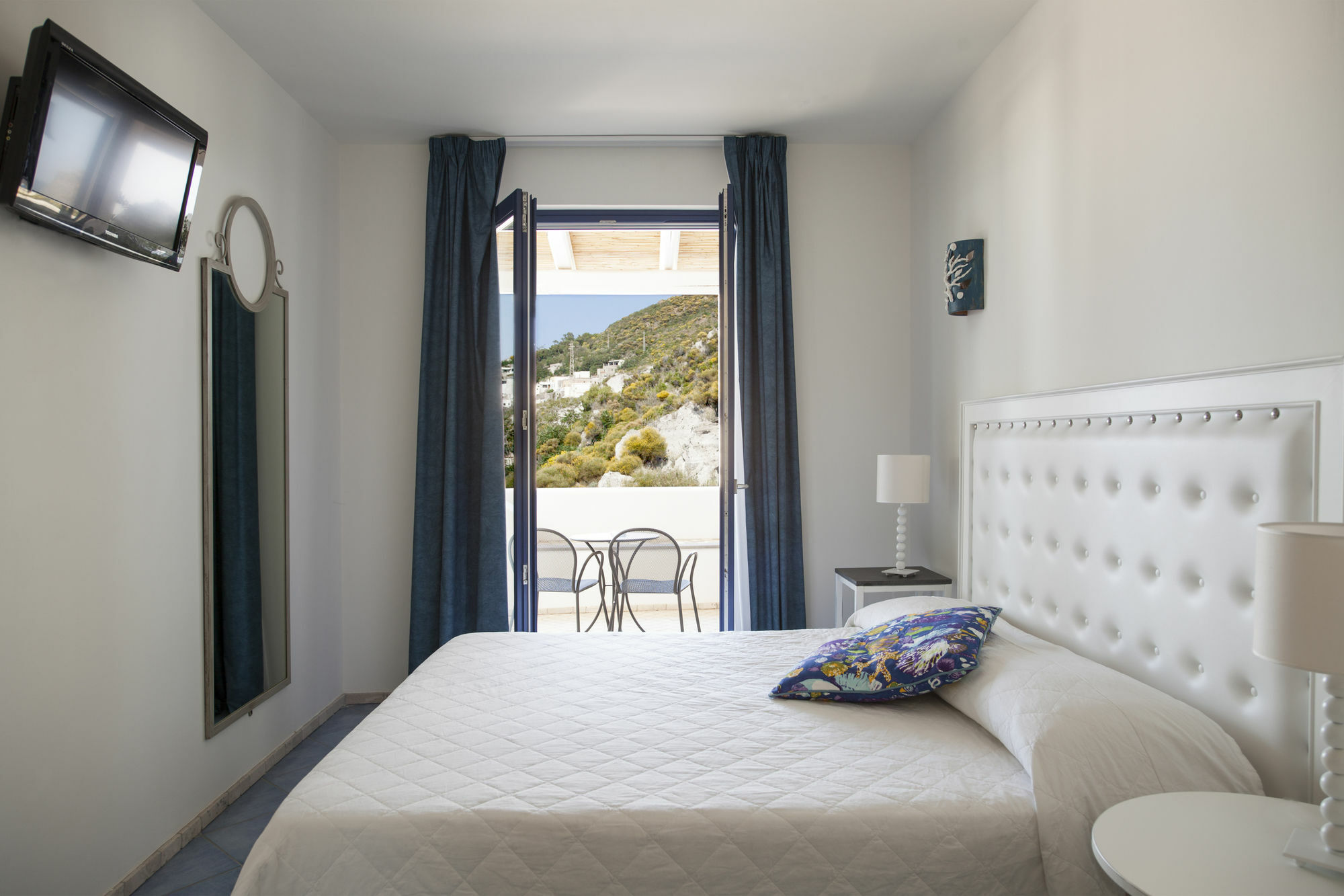 Hotel Cutimare - Aeolian Charme Acquacalda Kültér fotó