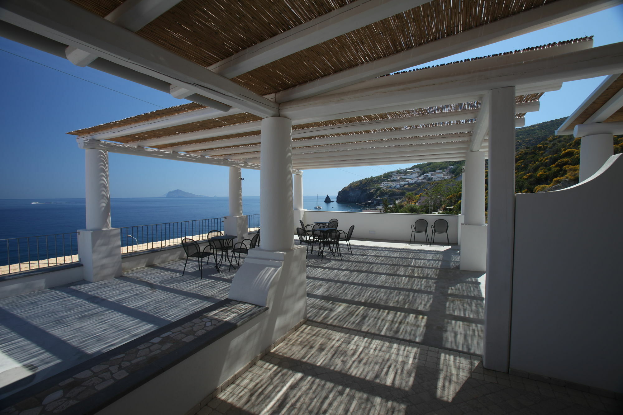 Hotel Cutimare - Aeolian Charme Acquacalda Kültér fotó